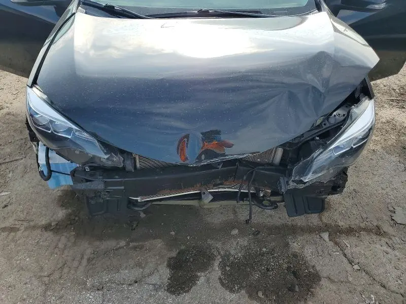 2018 TOYOTA COROLLA SE  