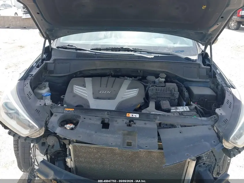 2018 HYUNDAI SANTA FE SE