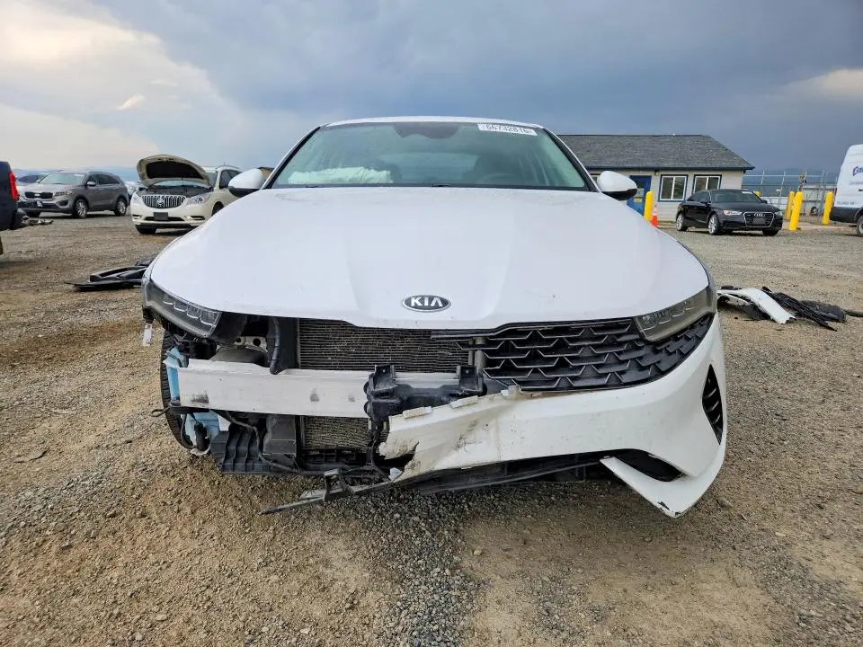 2021 KIA K5 LXS  