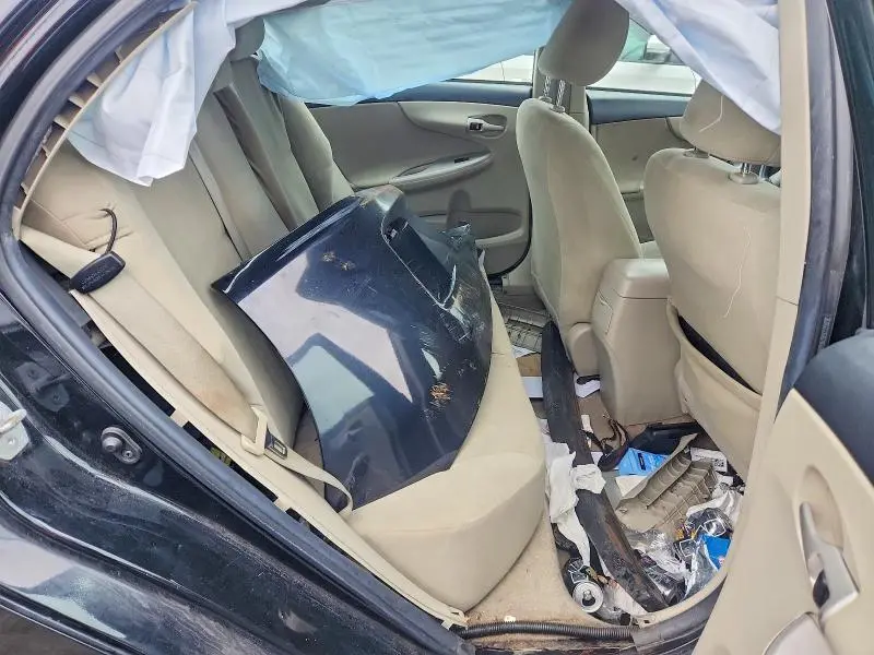 2013 TOYOTA COROLLA LE  
