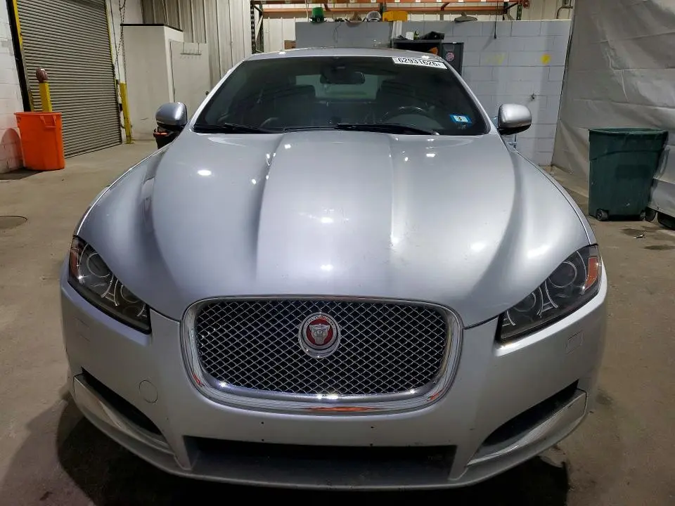2014 JAGUAR XF   