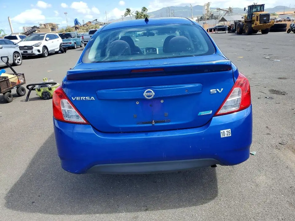 2015 NISSAN VERSA 1.6 SV  