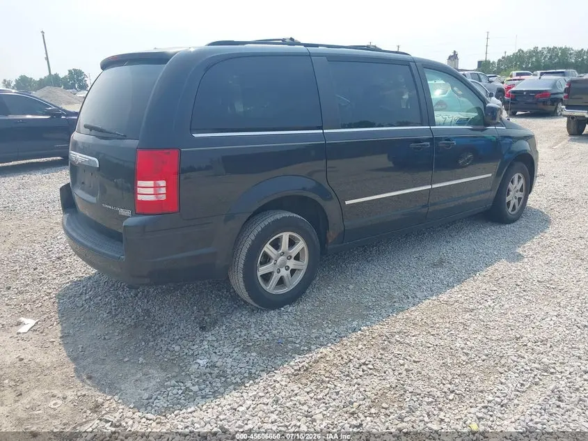 2010 CHRYSLER TOWN & COUNTRY TOURING
