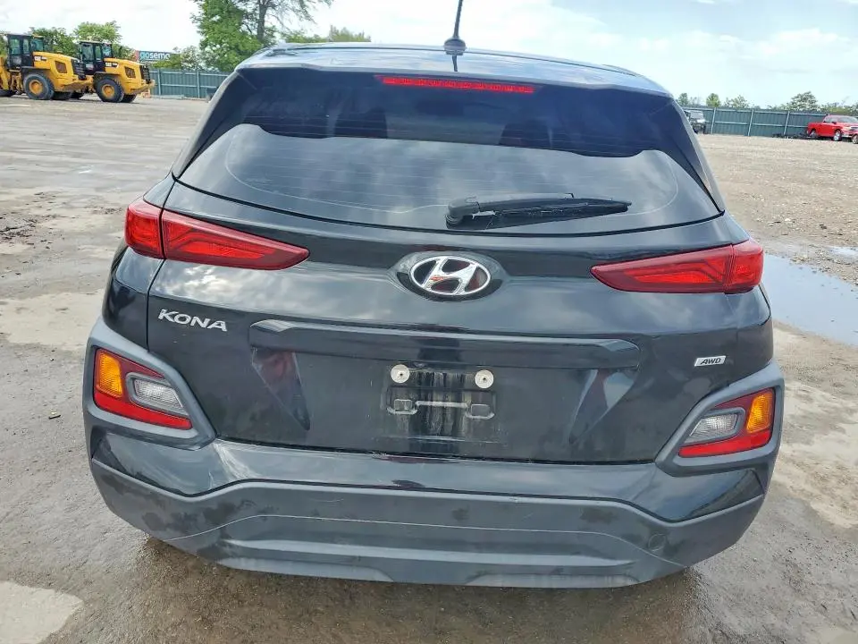2020 HYUNDAI KONA SE  
