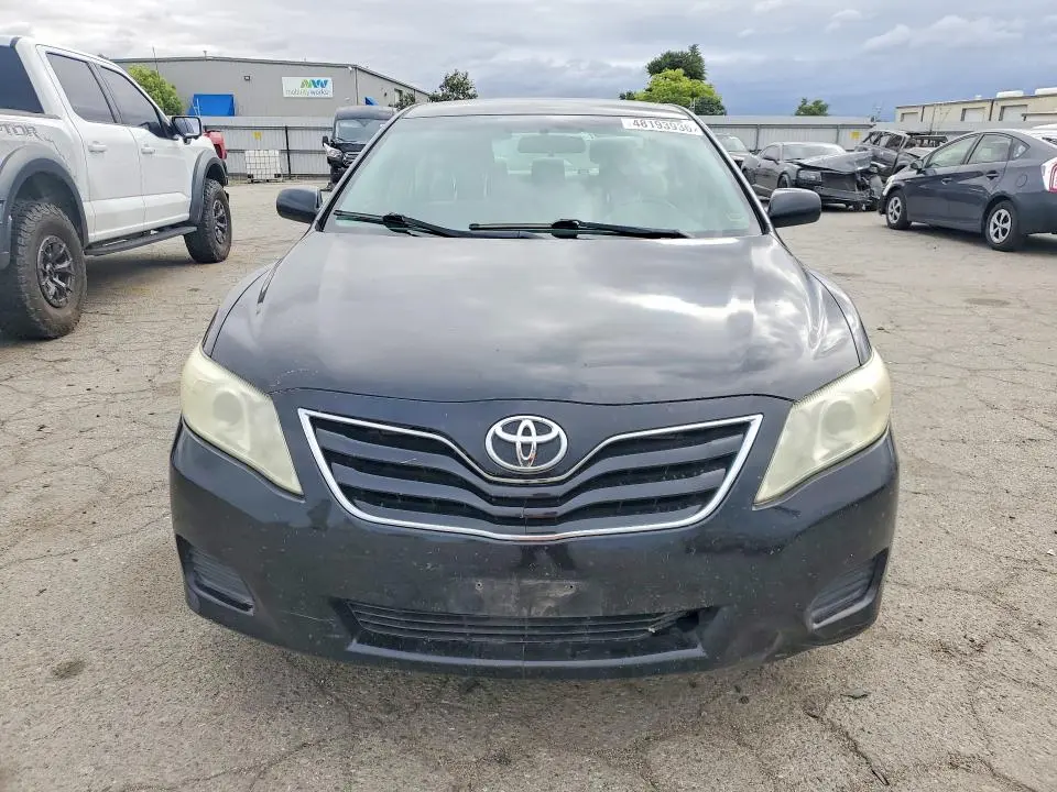2010 TOYOTA CAMRY LE  