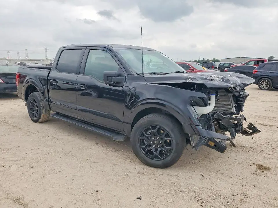 2025 FORD F150 XLT  