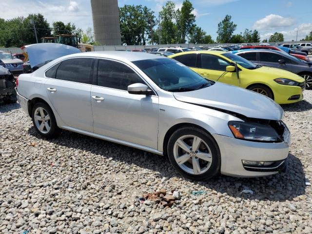 2015 VOLKSWAGEN PASSAT S