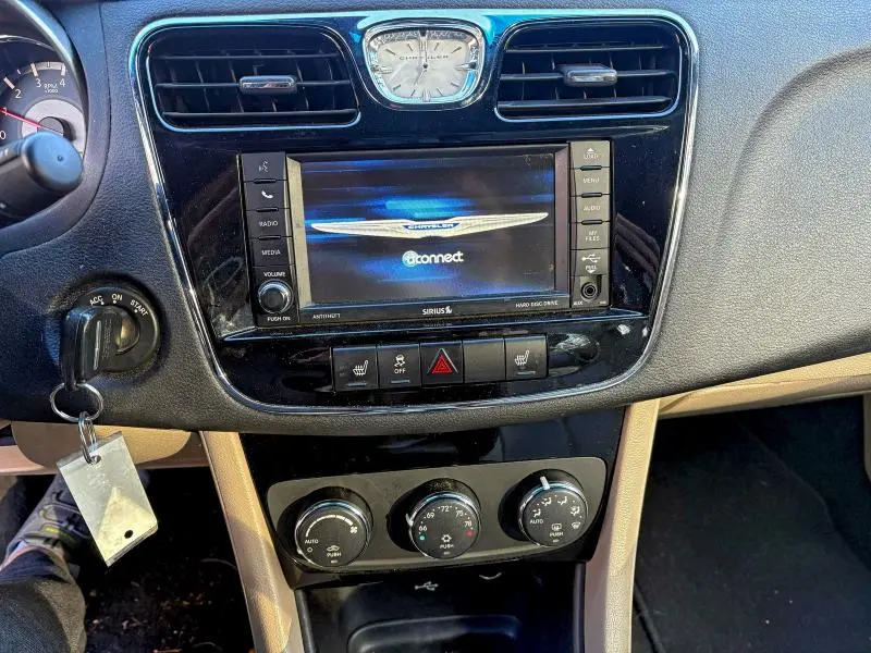 2014 CHRYSLER 200 LIMITED  