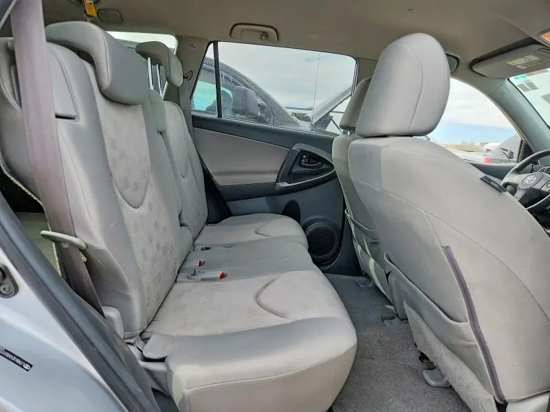 2010 TOYOTA RAV4 BASE  