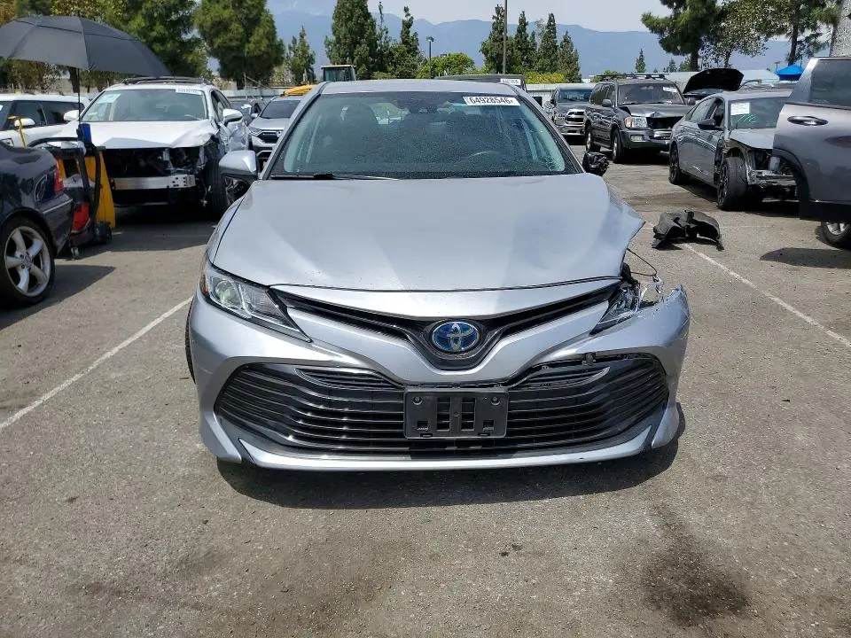 2019 TOYOTA CAMRY LE  