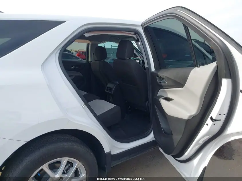 2024 CHEVROLET EQUINOX FWD LT