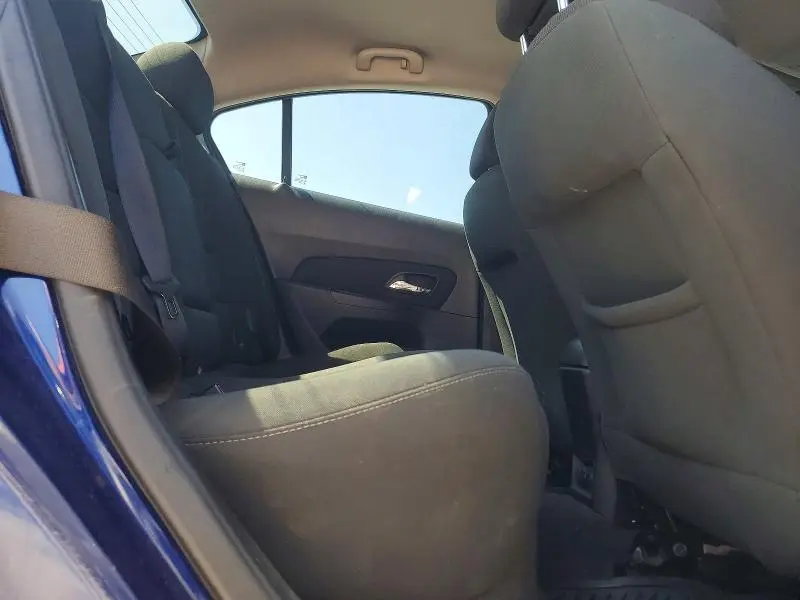 2012 CHEVROLET CRUZE LT  