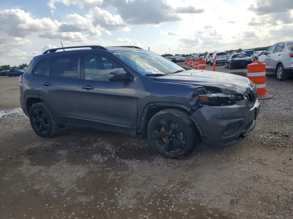 2021 JEEP CHEROKEE LATITUDE PLUS  