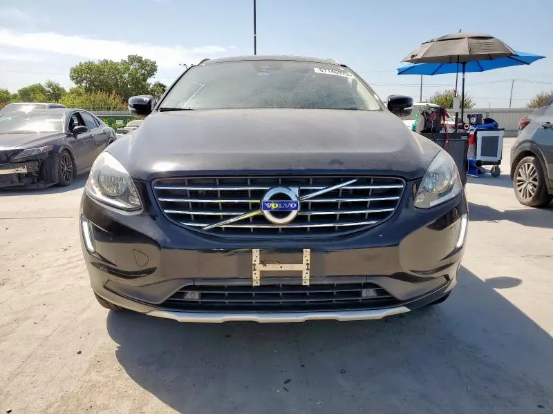 2016 VOLVO XC60 T5 PREMIER  