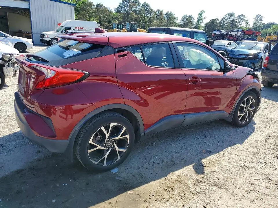 2018 TOYOTA C-HR XLE PREMIUM  
