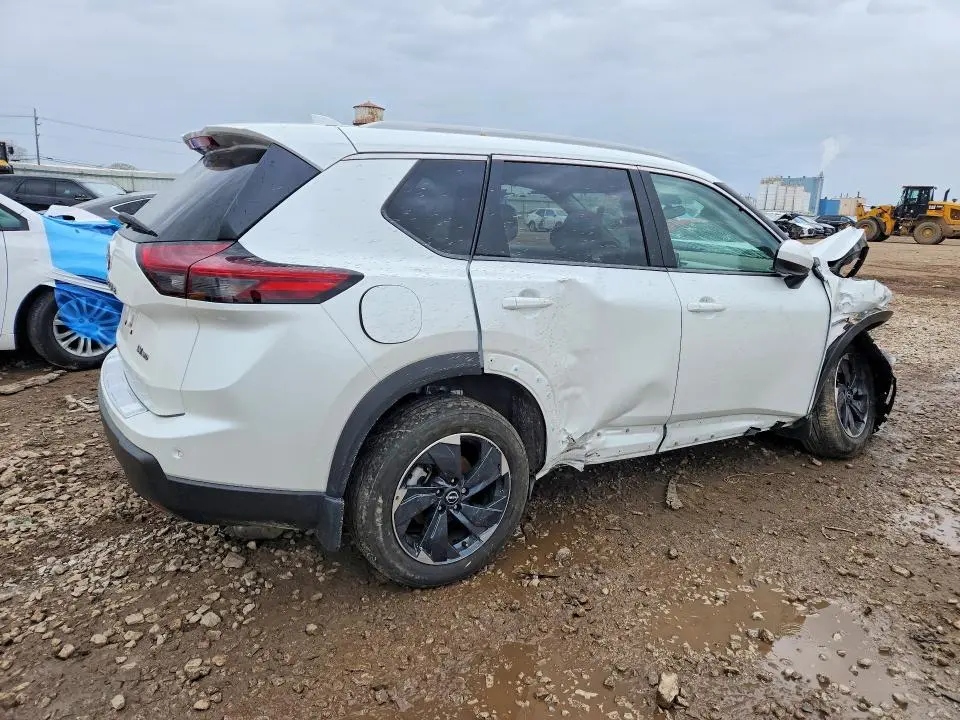 2024 NISSAN ROGUE SV  