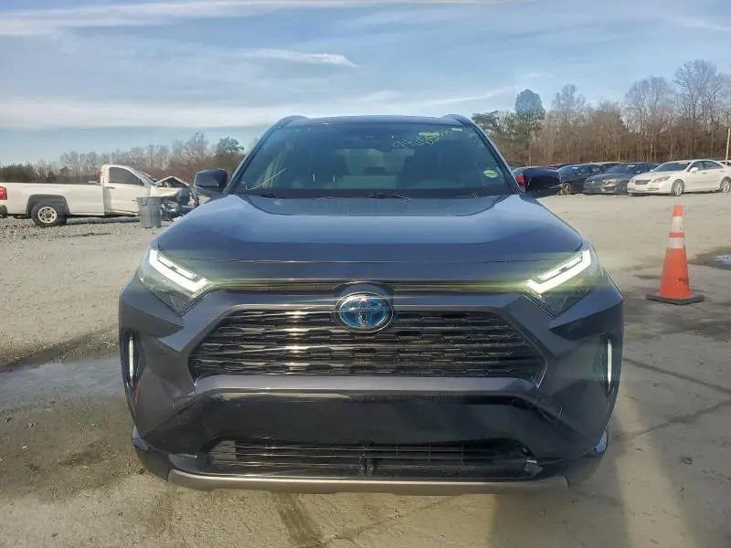 2023 TOYOTA RAV4 XSE  