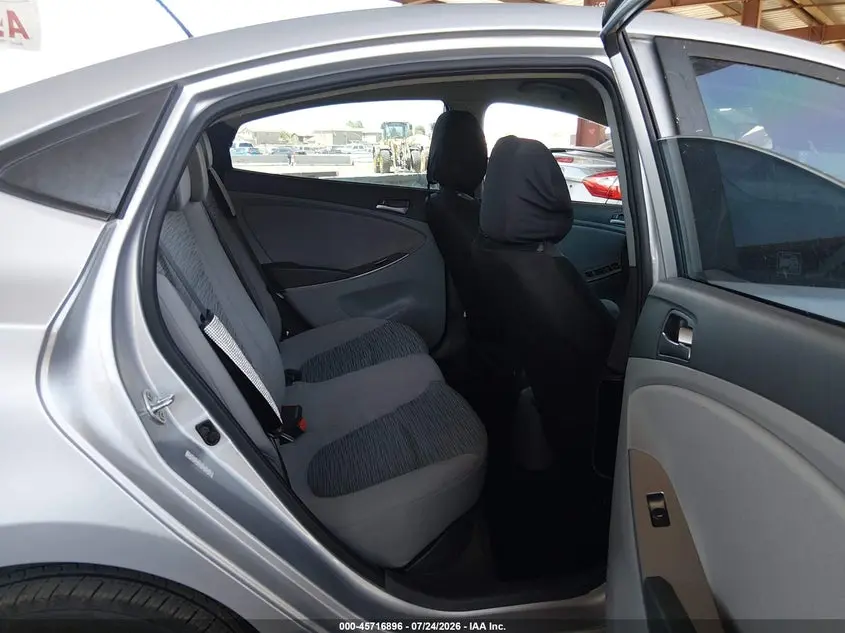 2016 HYUNDAI ACCENT SE