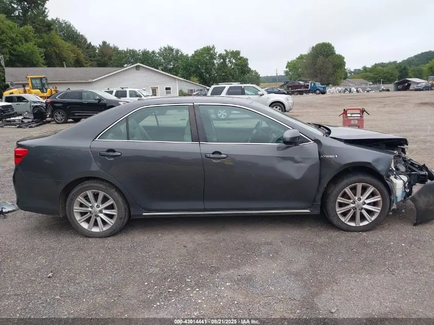 2012 TOYOTA CAMRY HYBRID XLE