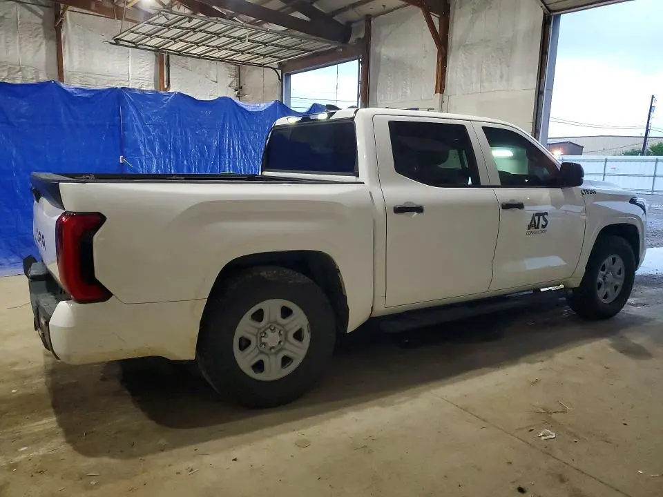 2026 TOYOTA TUNDRA SR  