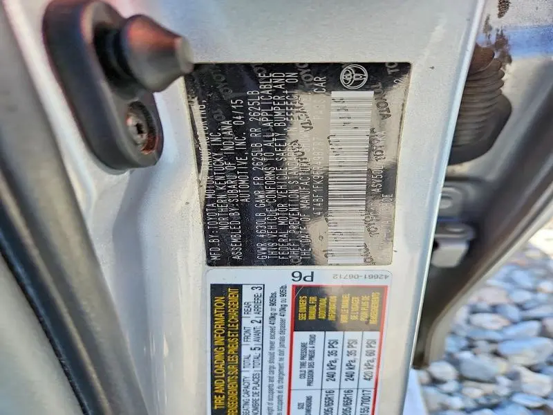 2015 TOYOTA CAMRY LE  