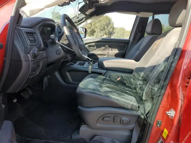 2024 NISSAN TITAN PRO-4X  