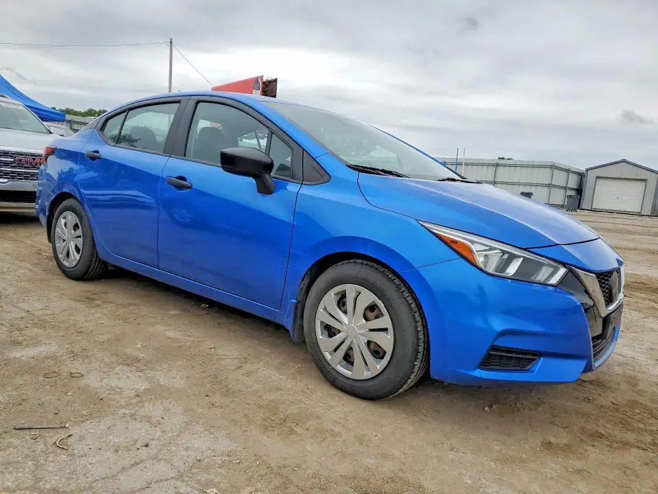 2020 NISSAN VERSA S  
