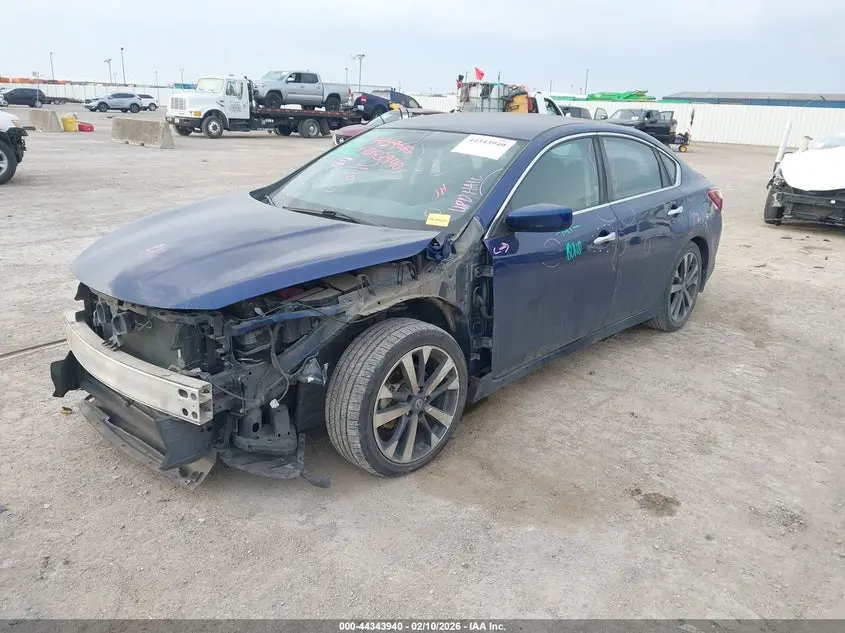 2017 NISSAN ALTIMA 2.5 SR