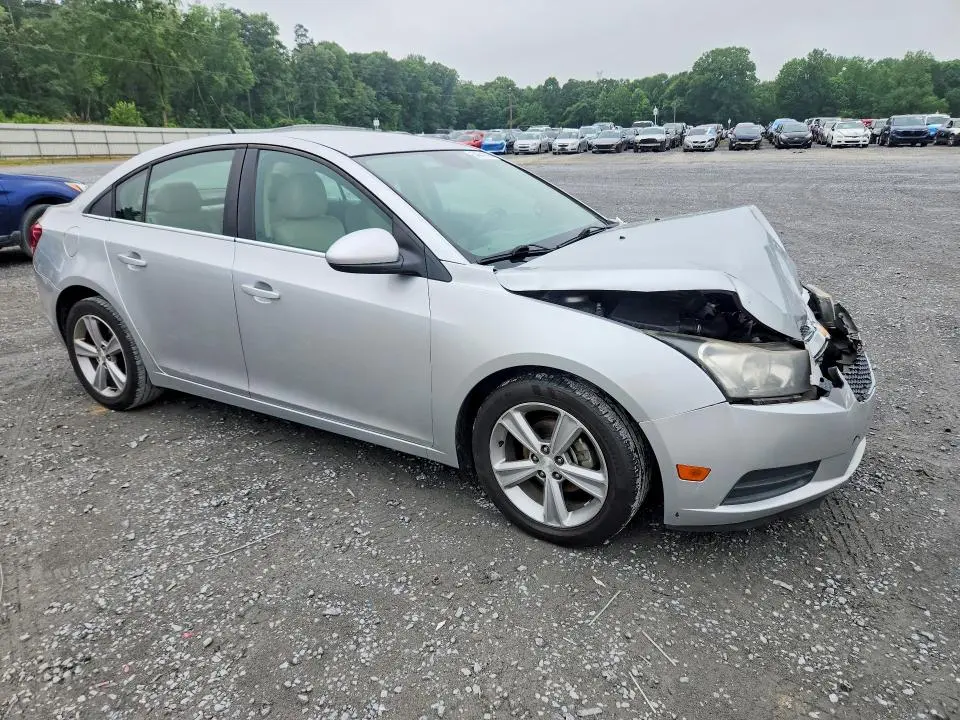 2013 CHEVROLET CRUZE LT  