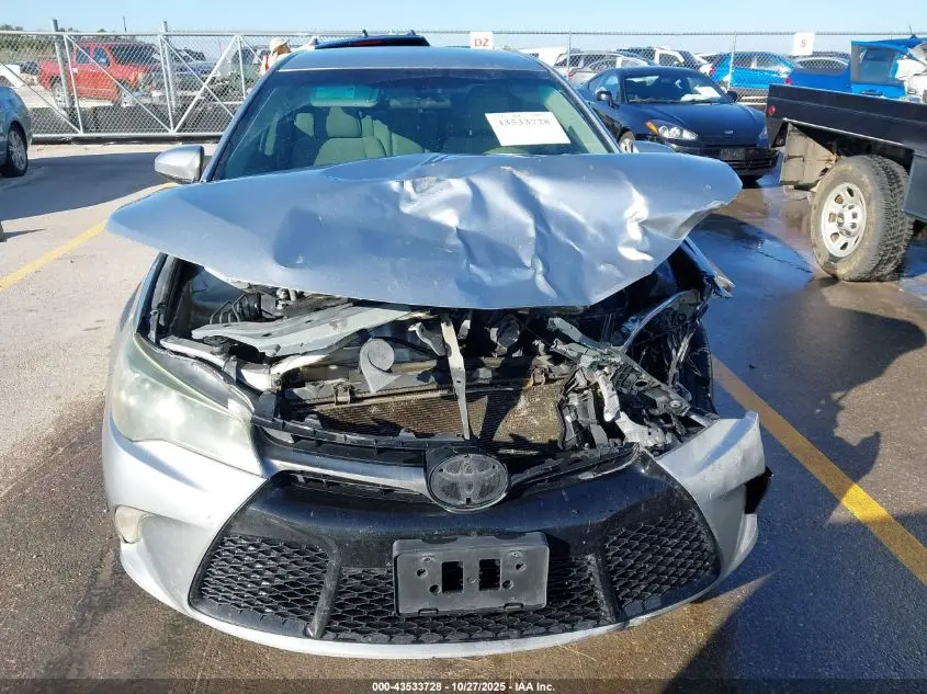 2015 TOYOTA CAMRY XSE