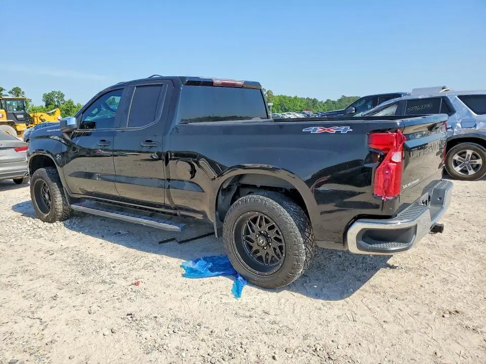 2020 CHEVROLET SILVERADO K1500 LT  