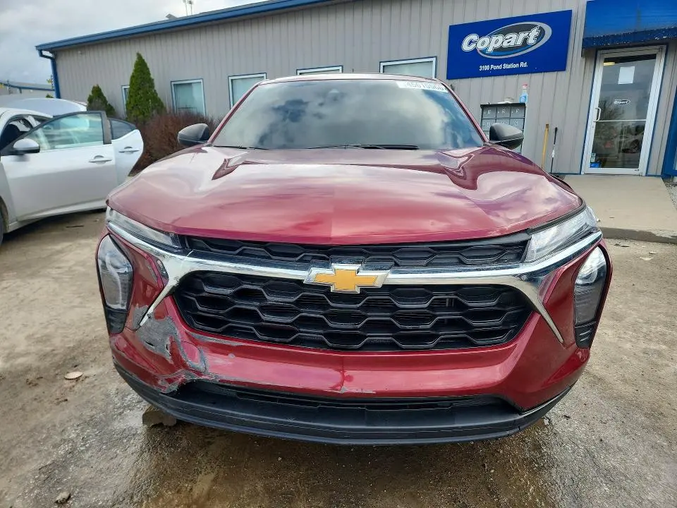 2024 CHEVROLET TRAX LS  