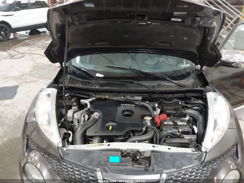 2011 NISSAN JUKE SV