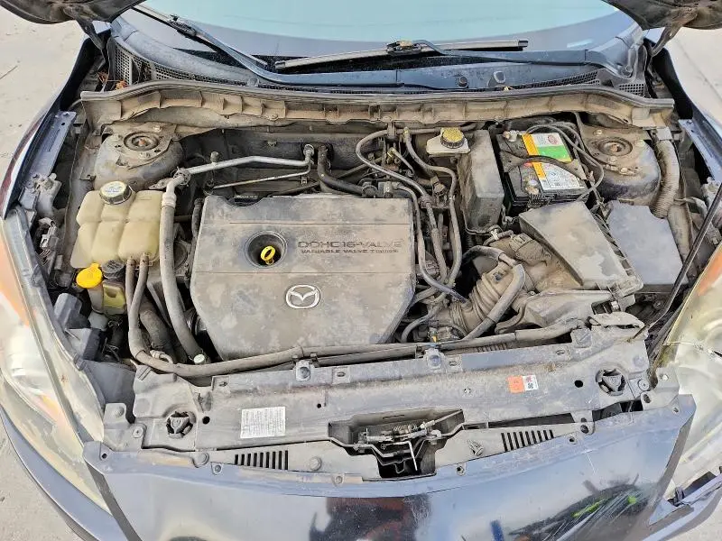 2011 MAZDA 3 S  