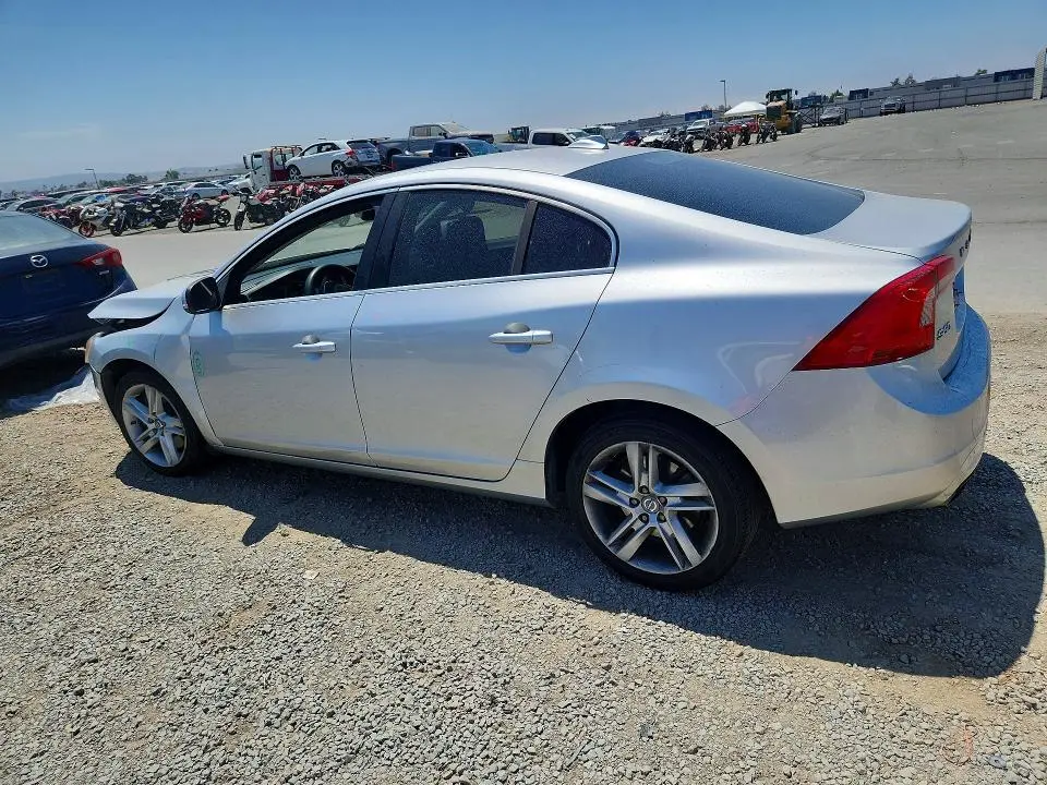 2014 VOLVO S60 T5  