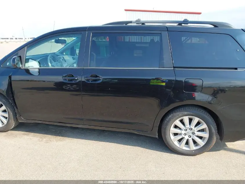 2014 TOYOTA SIENNA XLE 7 PASSENGER