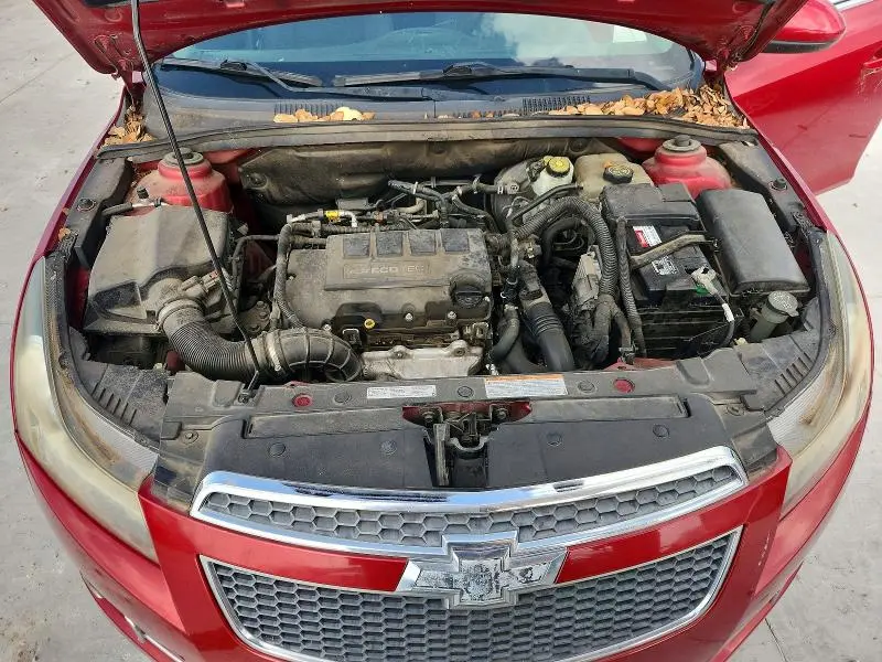 2013 CHEVROLET CRUZE LT  