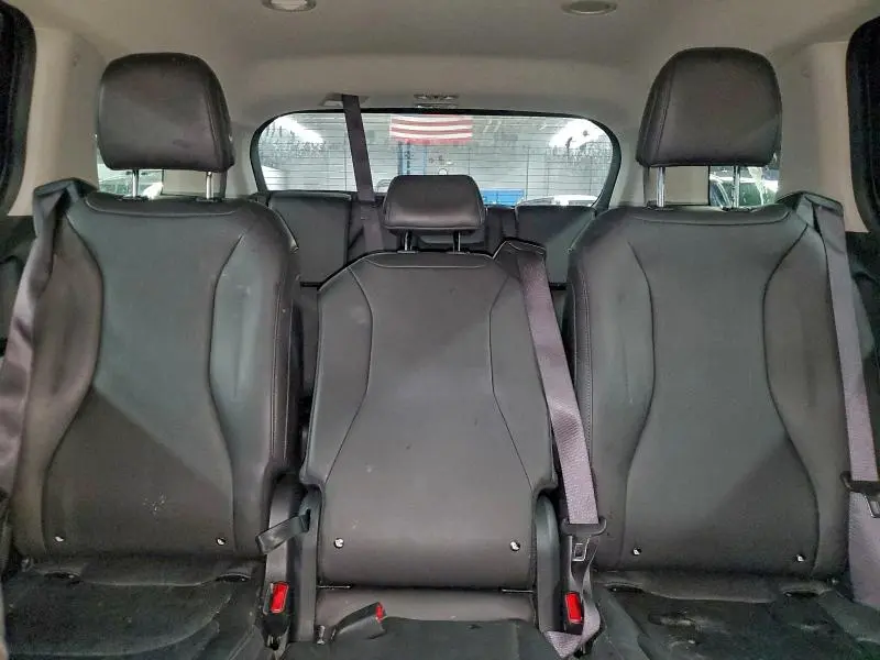 2024 KIA CARNIVAL LX  