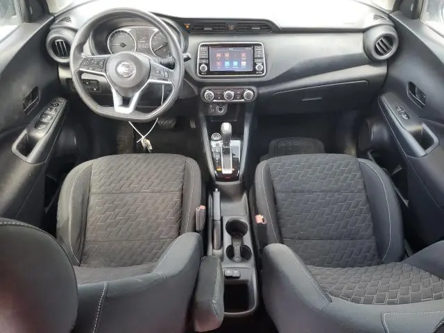 2021 NISSAN KICKS S  