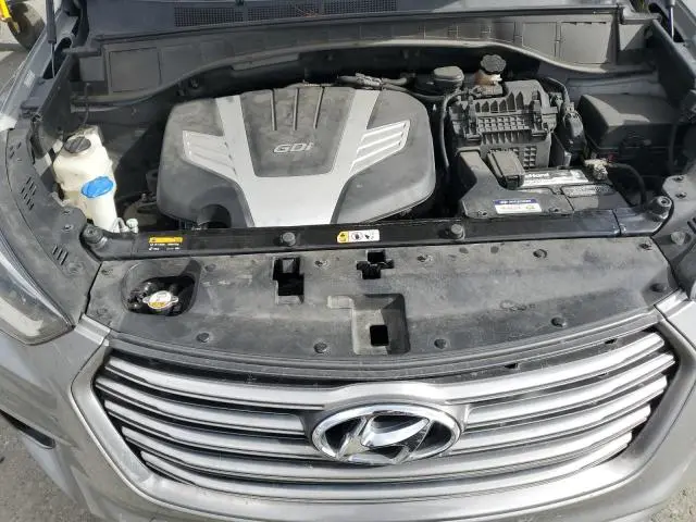 2017 HYUNDAI SANTA FE SE  
