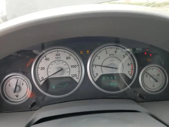 2010 CHRYSLER TOWN & COUNTRY TOURING  