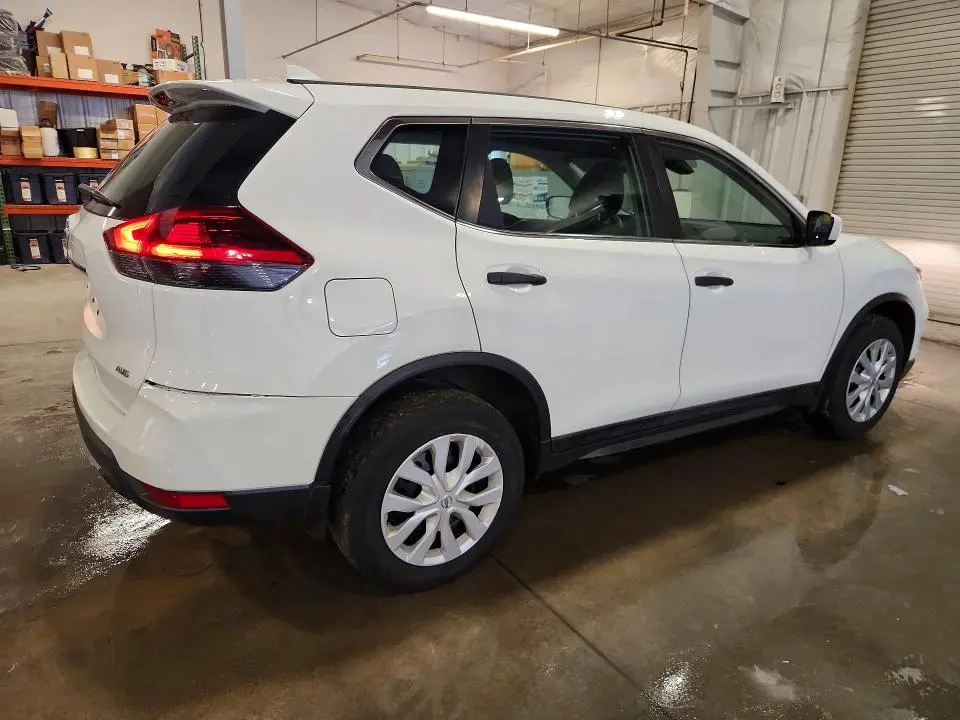 2019 NISSAN ROGUE S  