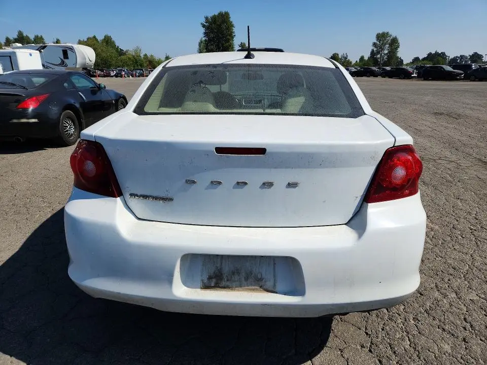 2014 DODGE AVENGER SE  