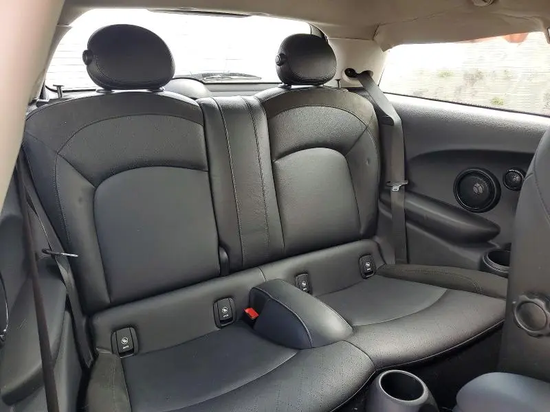 2019 MINI COOPER S  