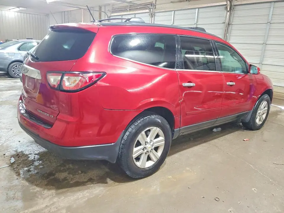 2014 CHEVROLET TRAVERSE LT  