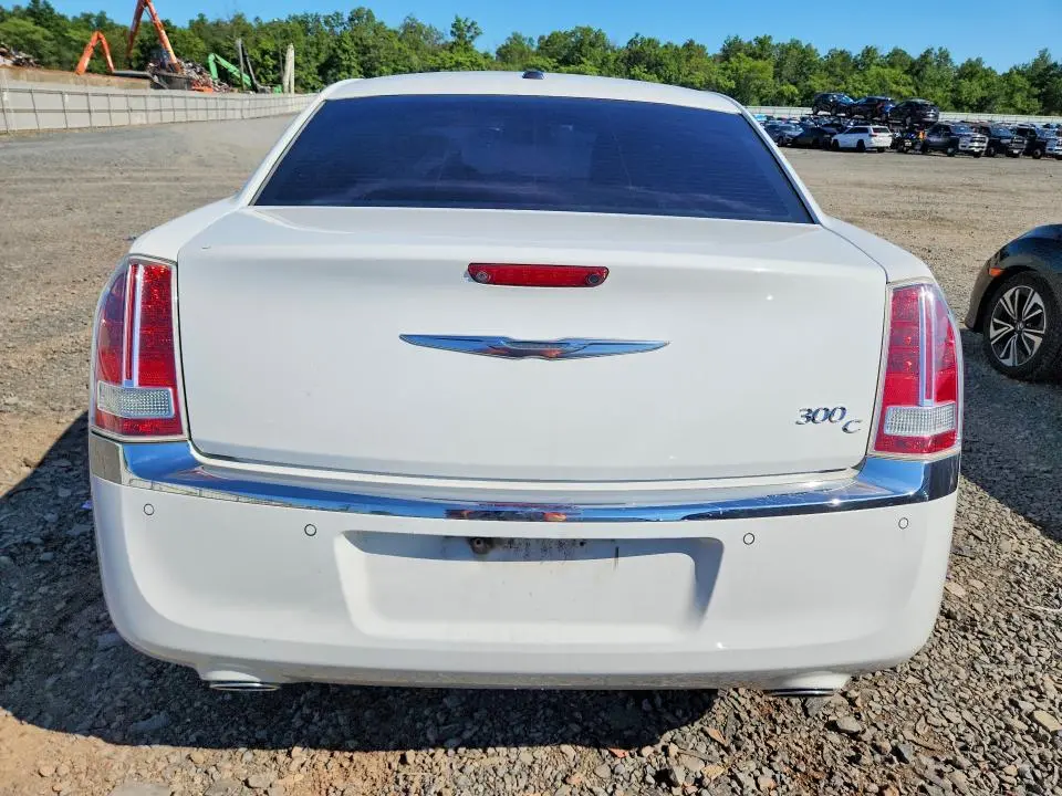 2011 CHRYSLER 300C HEMI C  