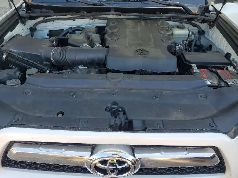 2013 TOYOTA 4RUNNER SR5  