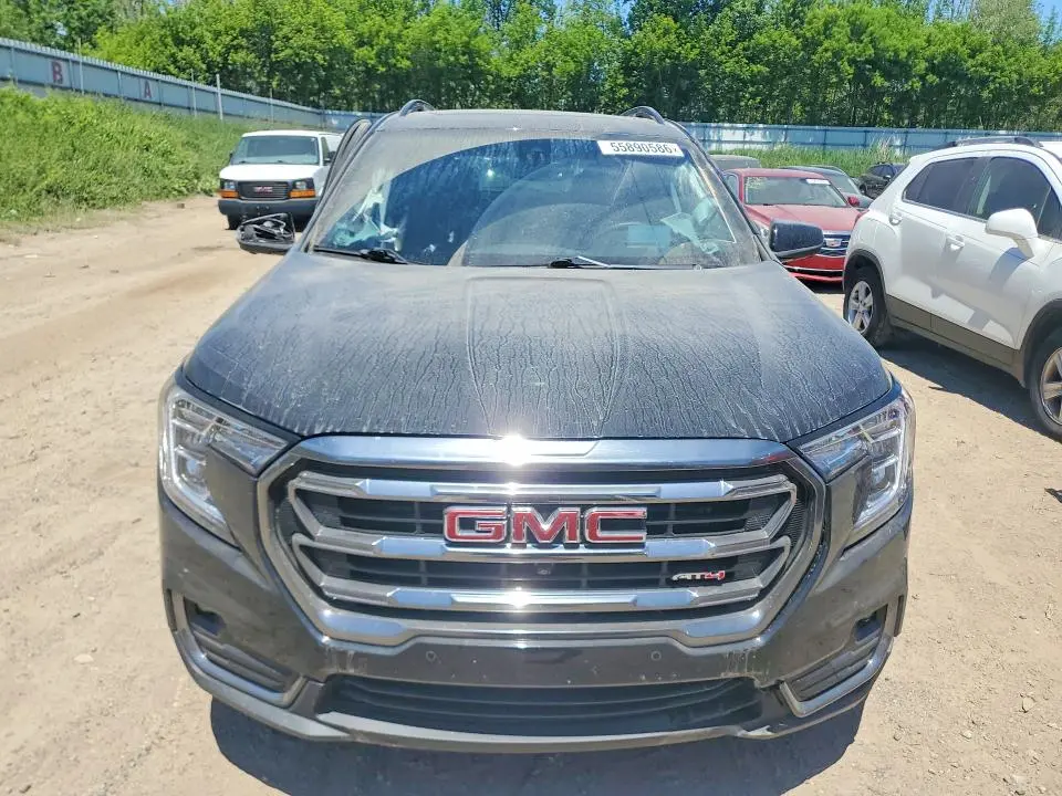 2024 GMC TERRAIN AT4  