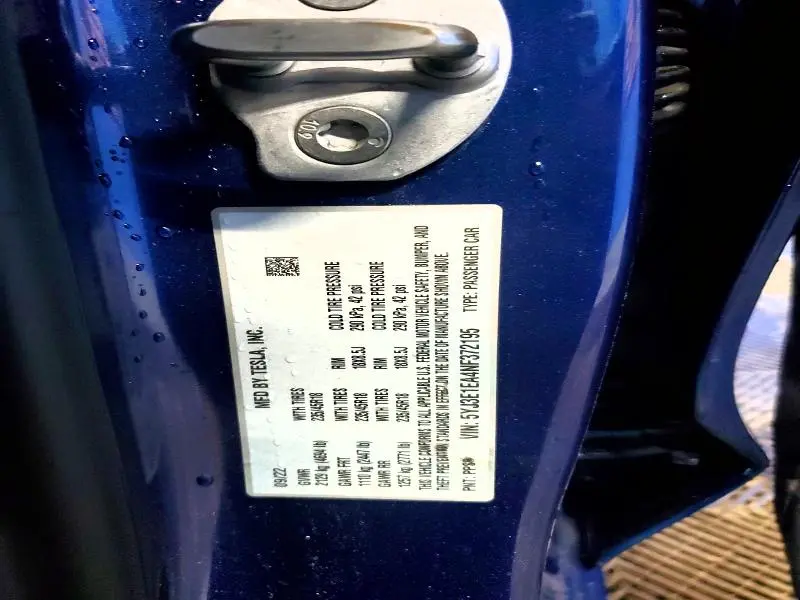 2022 TESLA MODEL 3   