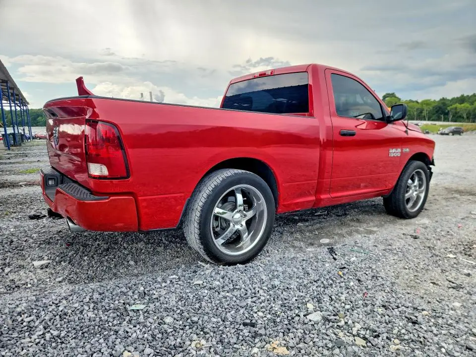 2013 RAM 1500 ST  